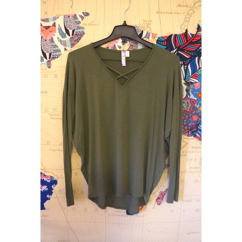 Long sleeve, Olive Green Lace Up Top